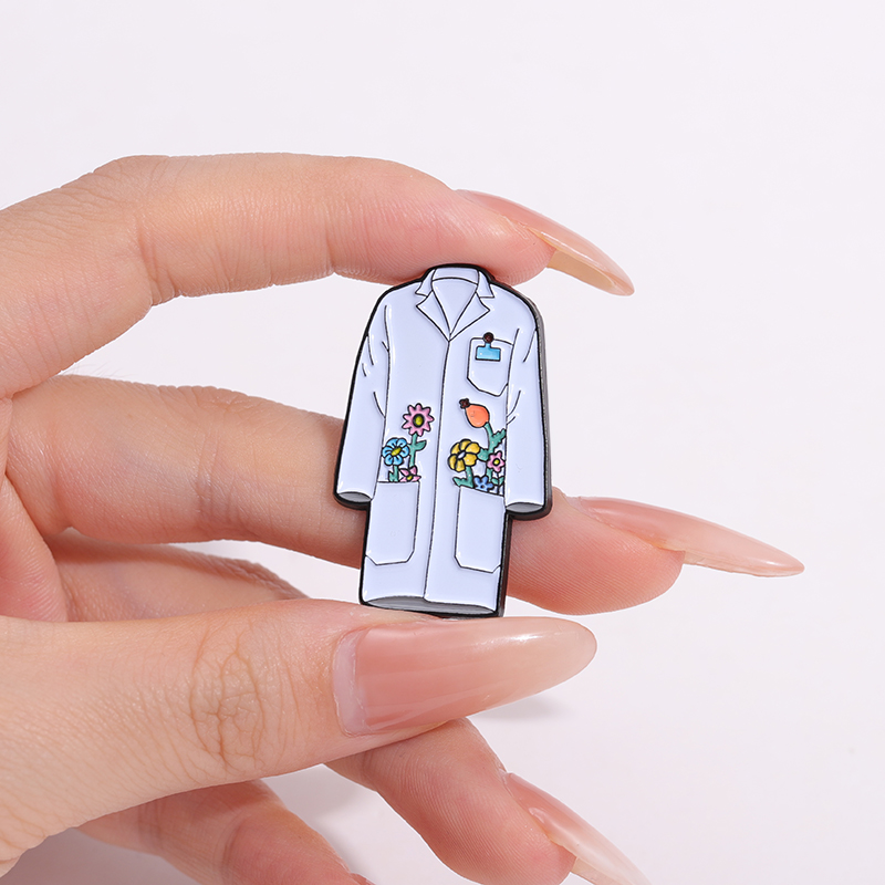 Floral Lab Coat Enamel Pins Cu - đánh giá và giá Medical Lab Logo