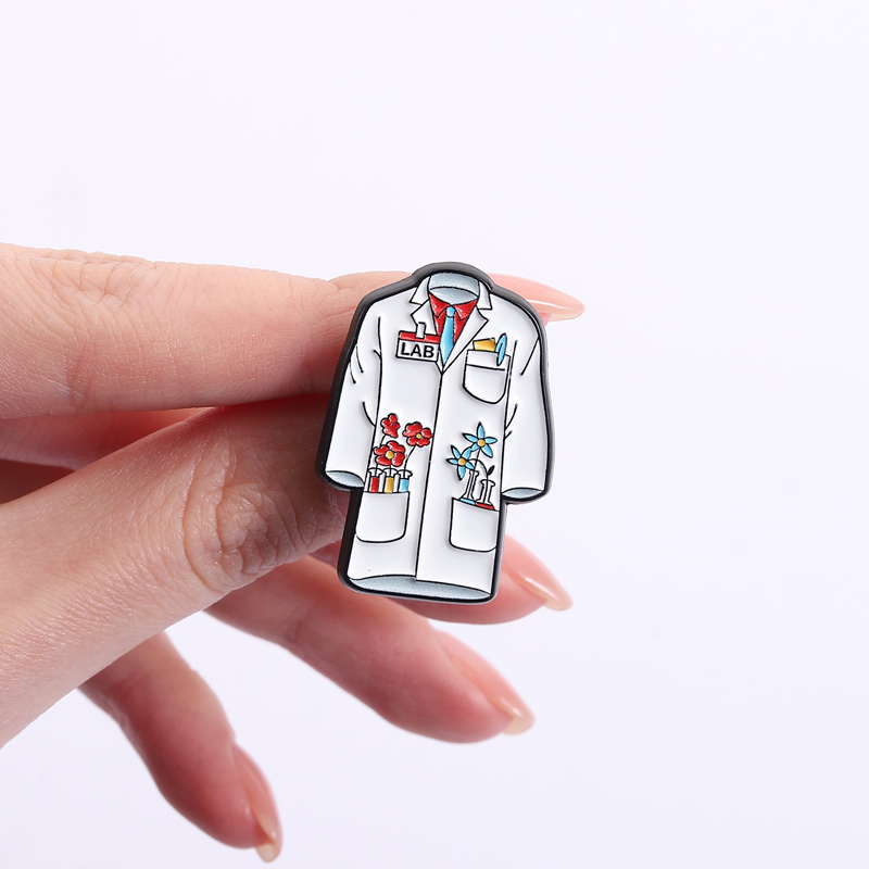 Floral Doctor Nurse Coat Ename - đánh giá và giá Medical Lab Scientist